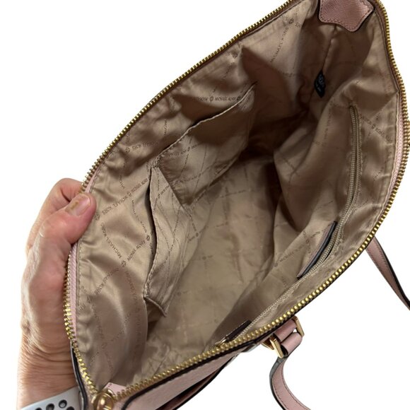Michael Kors Saffiano Leather Zip Tote in Pale Pink with Gold Hardware - Picture 8 of 9